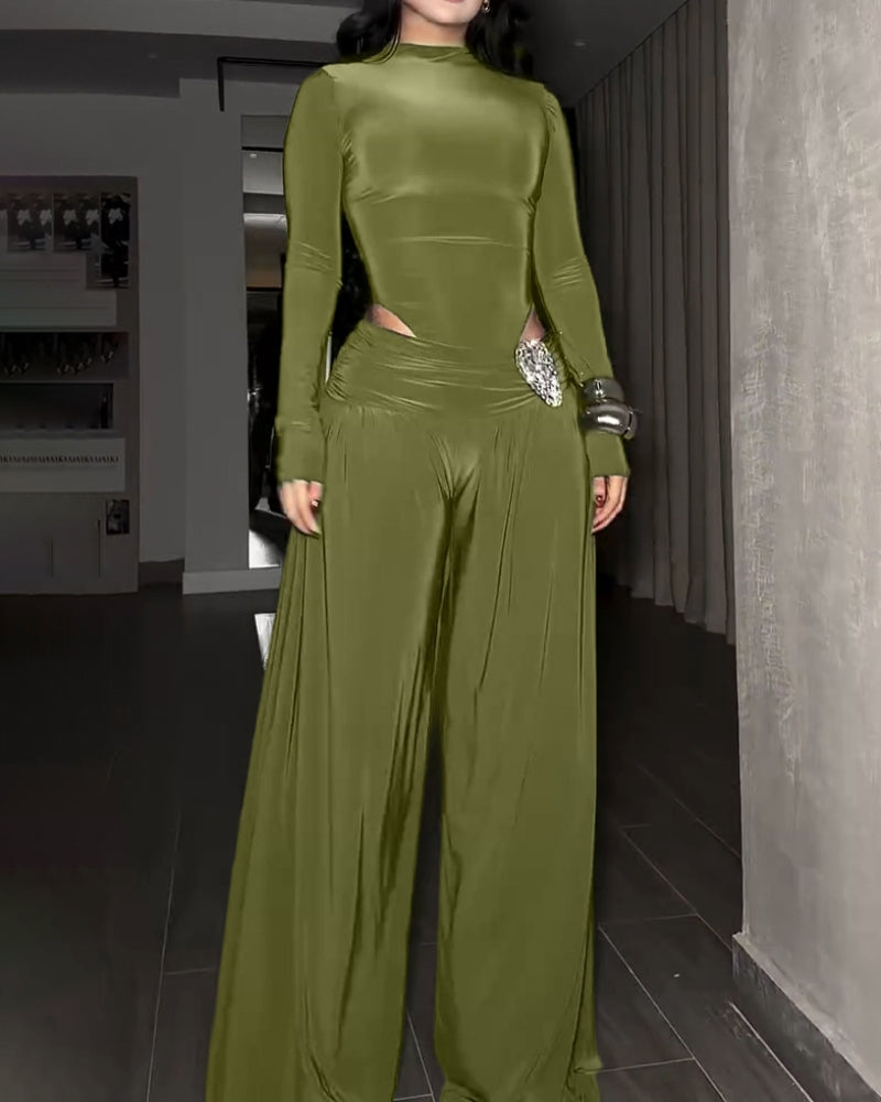 Two-Piece Set Turtleneck Side Cutout Rhinestone Wide Leg Pants